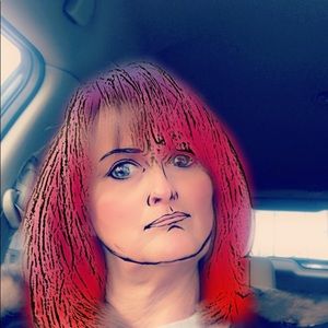 Meet your Posher, Kristin